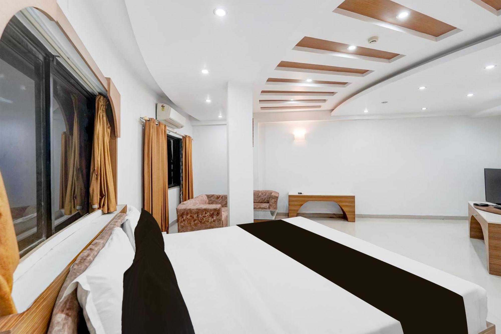 Super Townhouse Mg Road Porbandar Formerly Hotel Harmony Exteriör bild